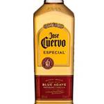 Jose Cuervo Especial Reposado 70cl – Tequila invecchiato 4 mesi in botti di quercia. Gusto dolce. 38% vol.