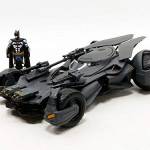 Jada Toys Justice League 1/24 2017 Batmobile Métal avec Figurine