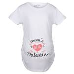 Crazy Dog Tshirts - Maternity Moms Little Valentines Day Cute Announcement Baby Pregnancy T Shirt (White) - L - Divertente Magliette di maternità